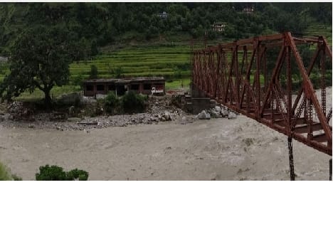 Sarayu of Pnaura fell twice made-made bridge